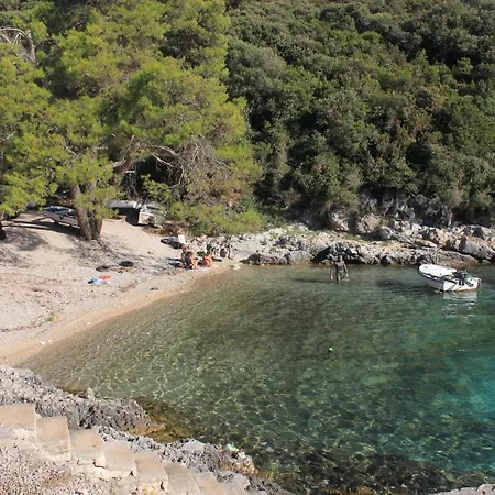 Seaside House For Families With Children Cove Rasohatica, Korcula - 4386 Vakantiehuis Lumbarda