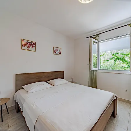 Seaside House For Families With Children Cove Rasohatica, Korcula - 4386 * Lumbarda