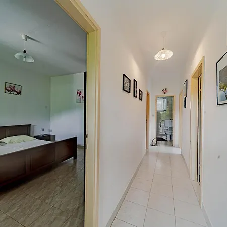 Vakantiehuis Seaside House For Families With Children Cove Rasohatica, Korcula - 4386