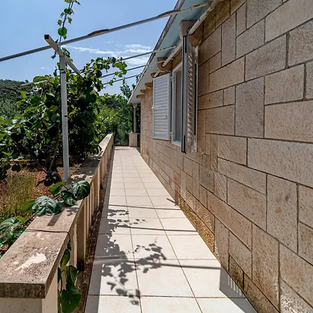 Seaside House For Families With Children Cove Rasohatica, Korcula - 4386 Vakantiehuis *