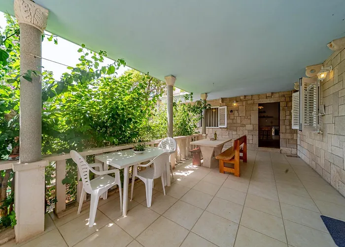 Seaside House For Families With Children Cove Rasohatica, Korcula - 4386 Hébergement de vacances