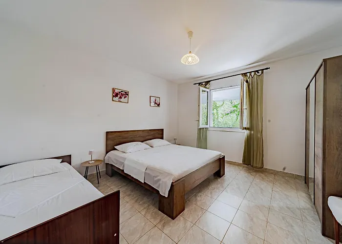 Seaside House For Families With Children Cove Rasohatica, Korcula - 4386 Hébergement de vacances